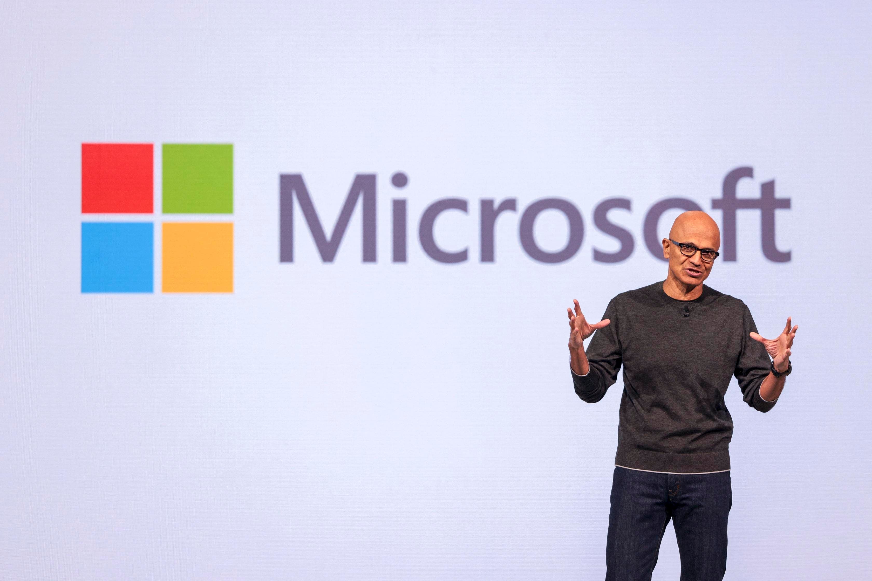 Microsoft Combines AI Leadership to Chase Superintelligence
