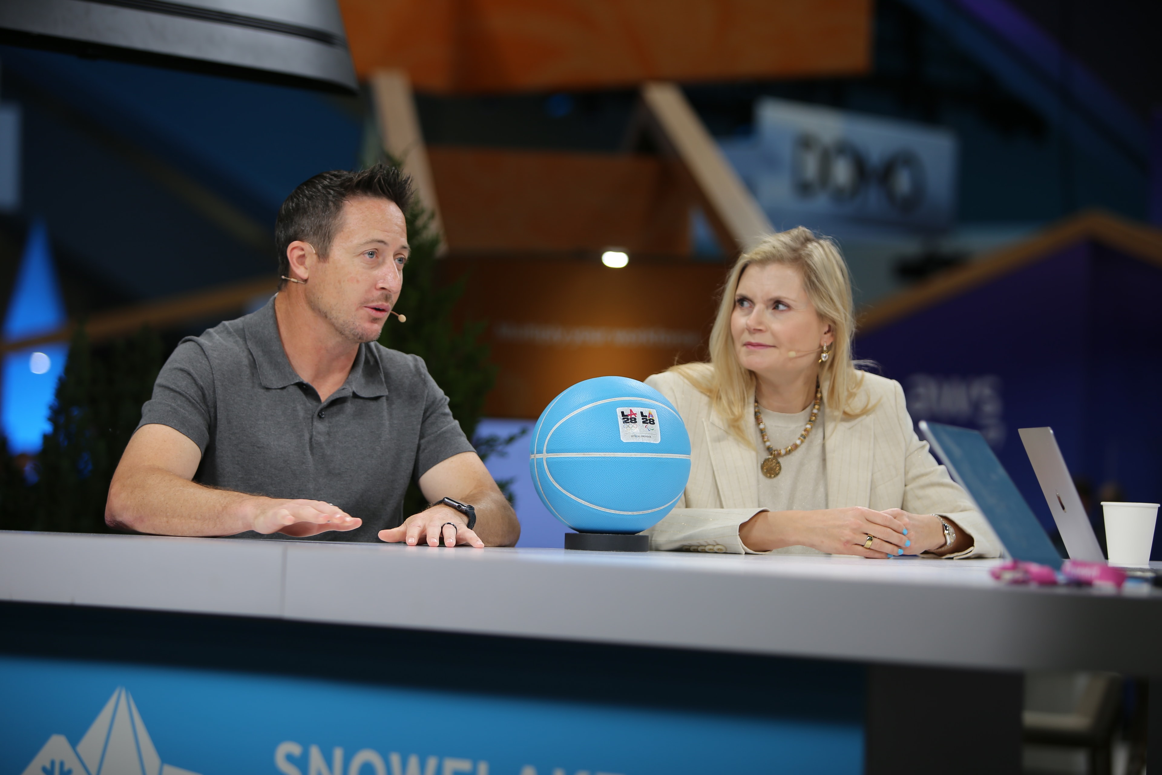 AI Revolutionizes Fan Engagement in Sports: Personalization Takes Center Stage
