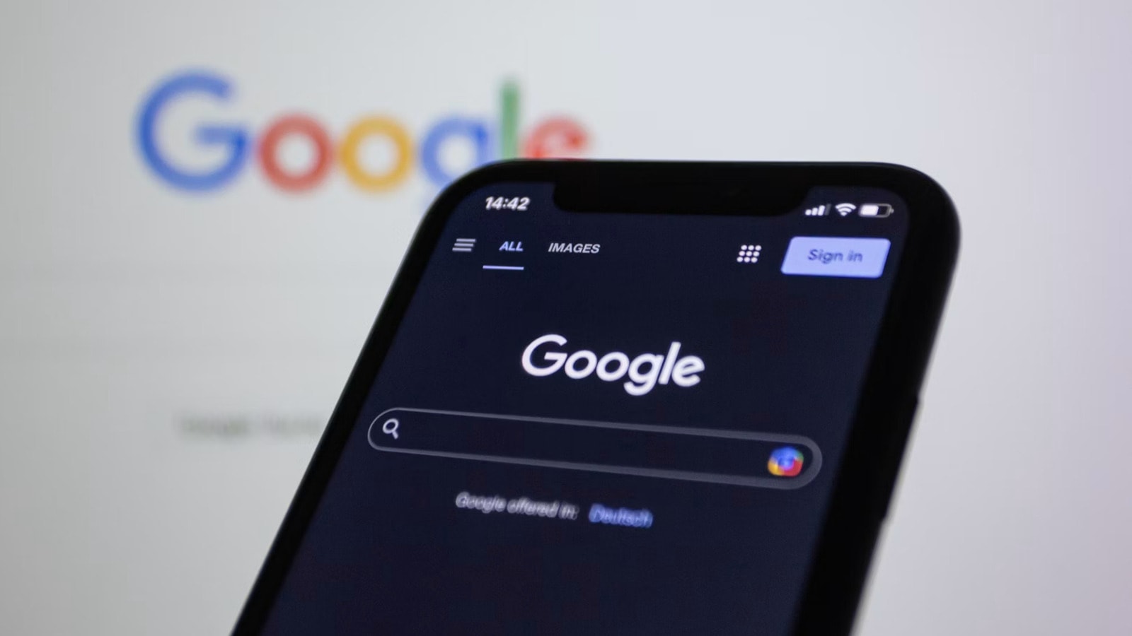 Google's AI: Missteps in the Age of Information