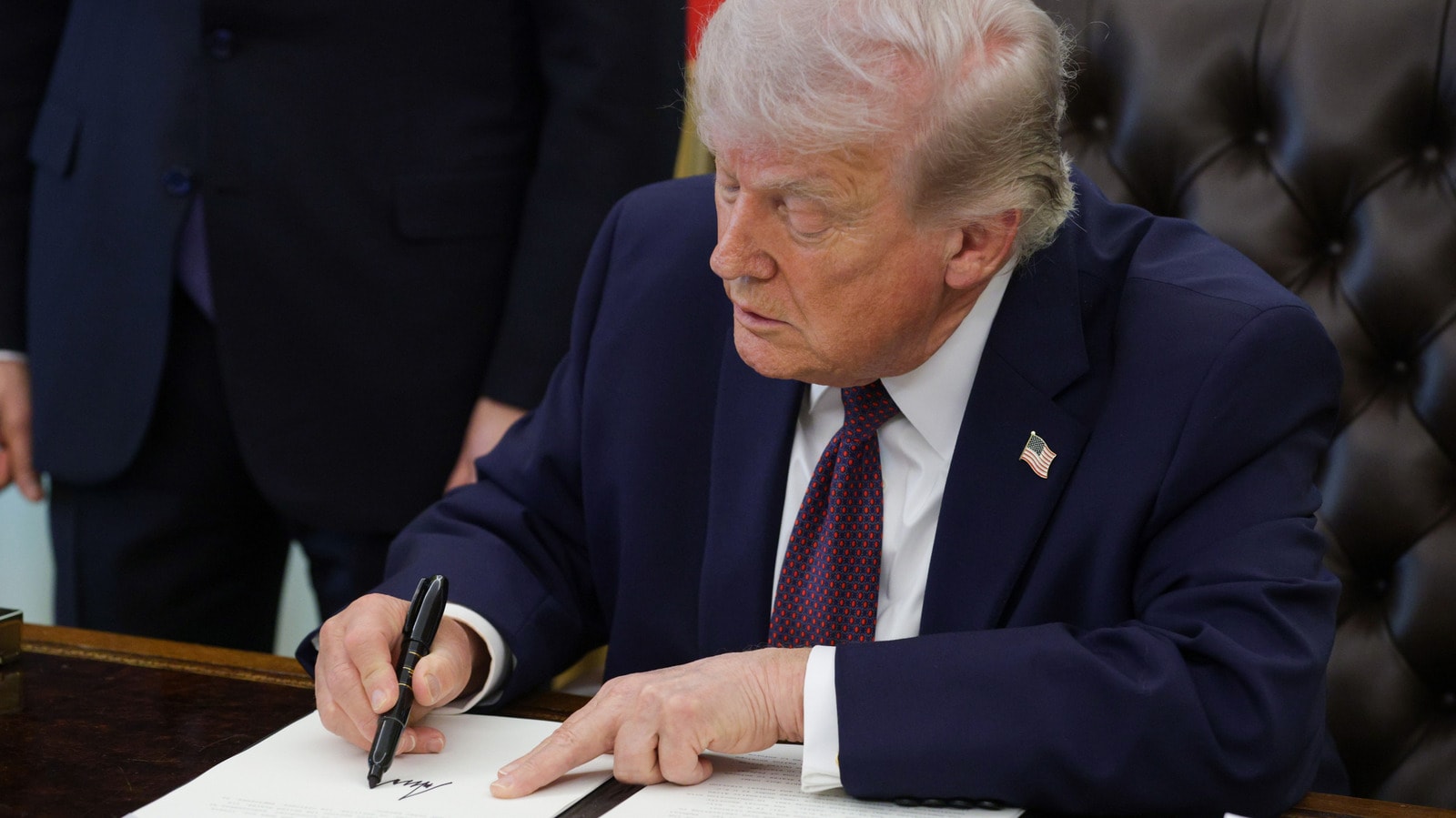 Trump's Executive Order: Voluntary AI Model Review Raises Questions